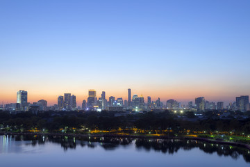 Fototapeta na wymiar the Bangkok city night with the twilight scene after sunset