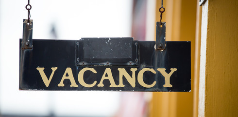 vacancy sign