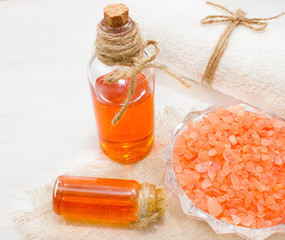 Spa exposure. Sea salt, grapefruit oil.