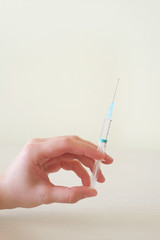 The image of a syrenge