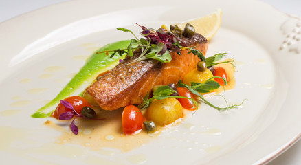 salmon steak with vegetables