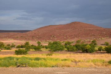 Landschaft in Namibia, blau rote, grün