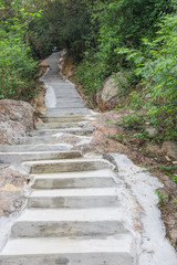 Obraz premium stairs going up to a hill