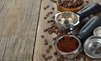 Obraz na płótnie Canvas Holder with ground coffee
