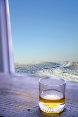 Whisky mit Winterlandschaft