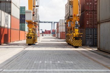 Kontainer Hafen Vietnam © Konstantin Drieß