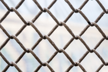 Metal lattice