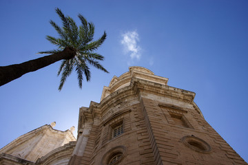 Turm der Kathedrale von Cádiz