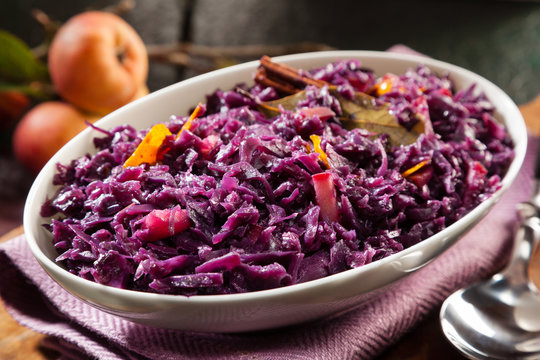 Dish of braised red cabbage and apple