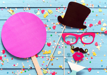 Party fun with photo booth accessories - obrazy, fototapety, plakaty