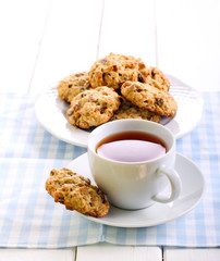 Oatmeal and raisin cookies