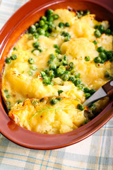 Cauliflower and peas gratin