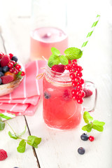 Selbstgemachte Limonade