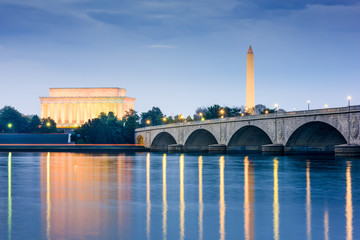 Washington DC, USA skyline on the Potomac River with presidential monuments.