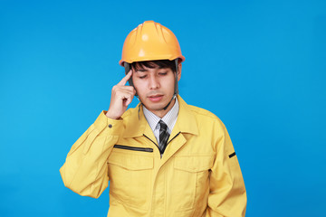 頭痛を訴える男性