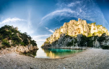 Türaufkleber Küste Panorama der Natur von Calanques an der azurblauen Küste von Frankreich