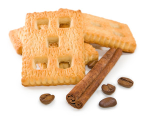 image of cookie, cocoa beans and cinnamon close-up