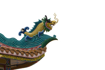 Fototapeta na wymiar Fish dragon on top roof