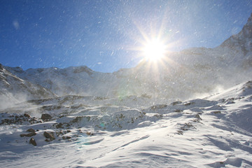 Ciaspole sotto il Monte Rosa, Macugnaga, Piemonte