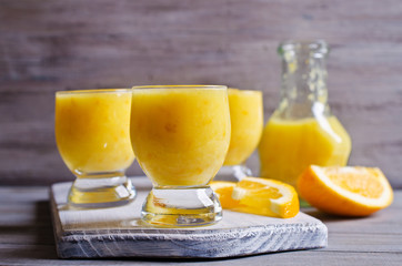 Thick drink made from citrus