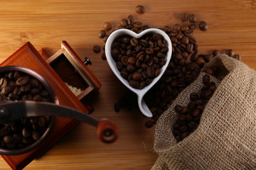 manual coffee grinder and heart cup 