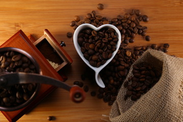 manual coffee grinder and heart cup 