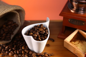 manual coffee grinder and heart cup 