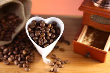 manual coffee grinder and heart cup 