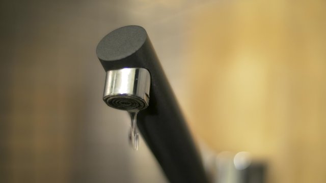 
00:00 | 00:26
1×

A macro of dripping kitchen faucet spout, water waste (4k uhd 3840x2160, ultra high definition, 1920x1080, 1080p) beautiful soft focus shot