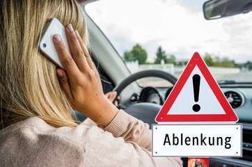 Warnschild Ablenkung Handy