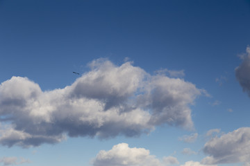 Naklejka na ściany i meble Parte di cielo con nuvole