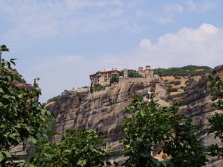 Fototapeta na wymiar монастырь Метеоры в Греции 