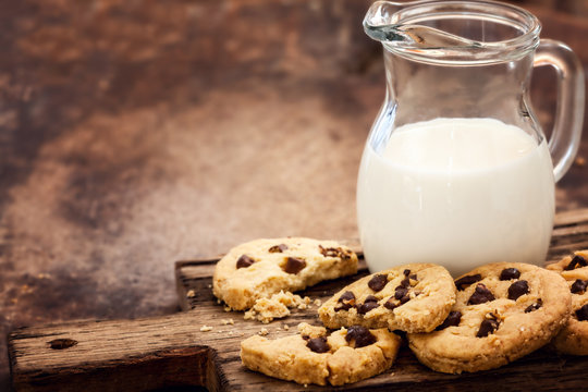Home Baked Cookies with Dark Chocolate