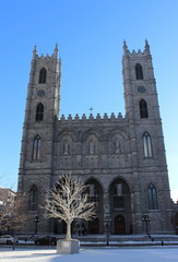 Fototapeta na wymiar Notre-Dame Catholic Basilica in Montreal, Qc