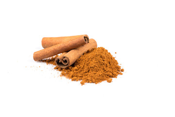 cinnamon sticks with powder