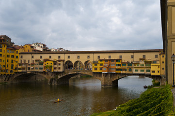 Fototapeta na wymiar View of The Ponte Vecchio 