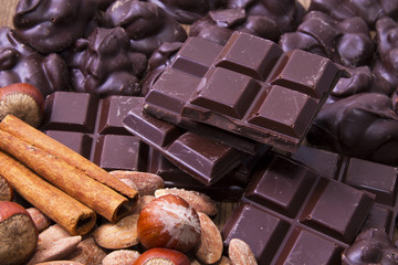chocolate with anise and cinnamon