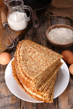 crepe and ingredient