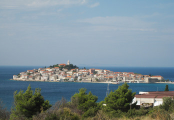 Fototapeta na wymiar Île Primosten en Croatie
