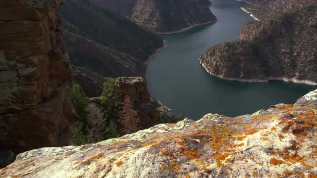 Dolly shot overlooking Flaming Gorge from Red Canyon overlook.