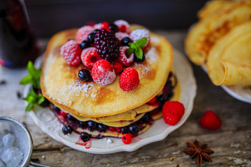 Pancakes with frutti di bosco
