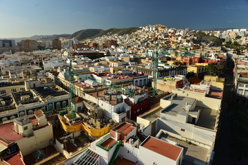 Las Palmas, Gran Canaria, Spain.   Rooftop views over the islands capital, viewed from Santa Anna Cathedrals tower.