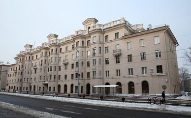 Fototapeta na wymiar Apartment House Built In 1953 In The Center Of Minsk, Belarus