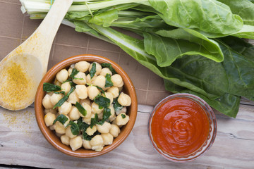 chickpeas with spinach and tomato