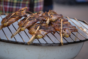 Grilled chicken with bones