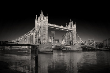 Obraz premium Tower Bridge London