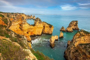 Fototapeta na wymiar Felsenküste Lagos Algarve Küste Portugal 