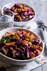 Vegetable salad with raisins