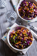 Vegetable salad with raisins