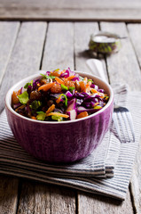 Vegetable salad with raisins